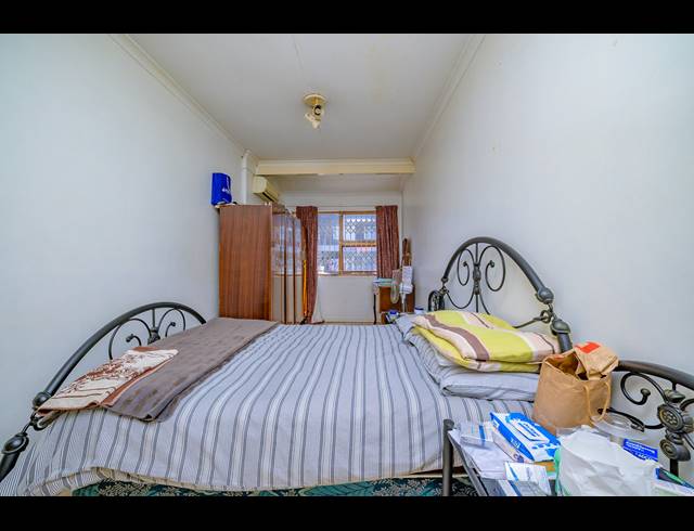 3 BEDROOM APARTMENT FOR SALE IN ESCOMBE